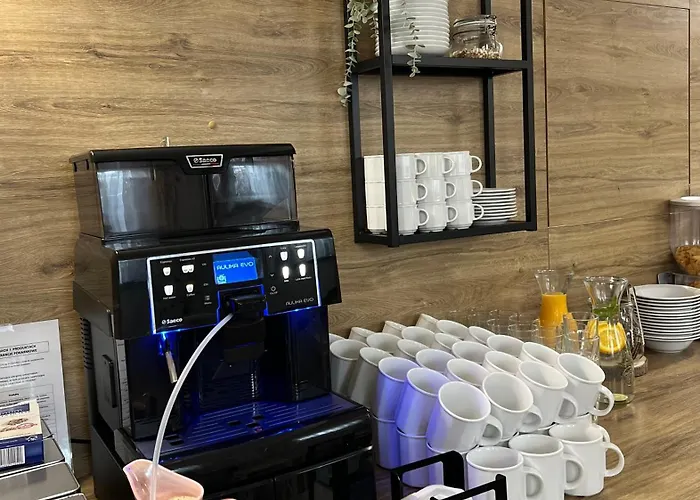 Azalia Проживание в семье